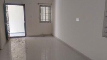 Master Bedroom in 2 BHK Apartment at Jalahalli – for Rent