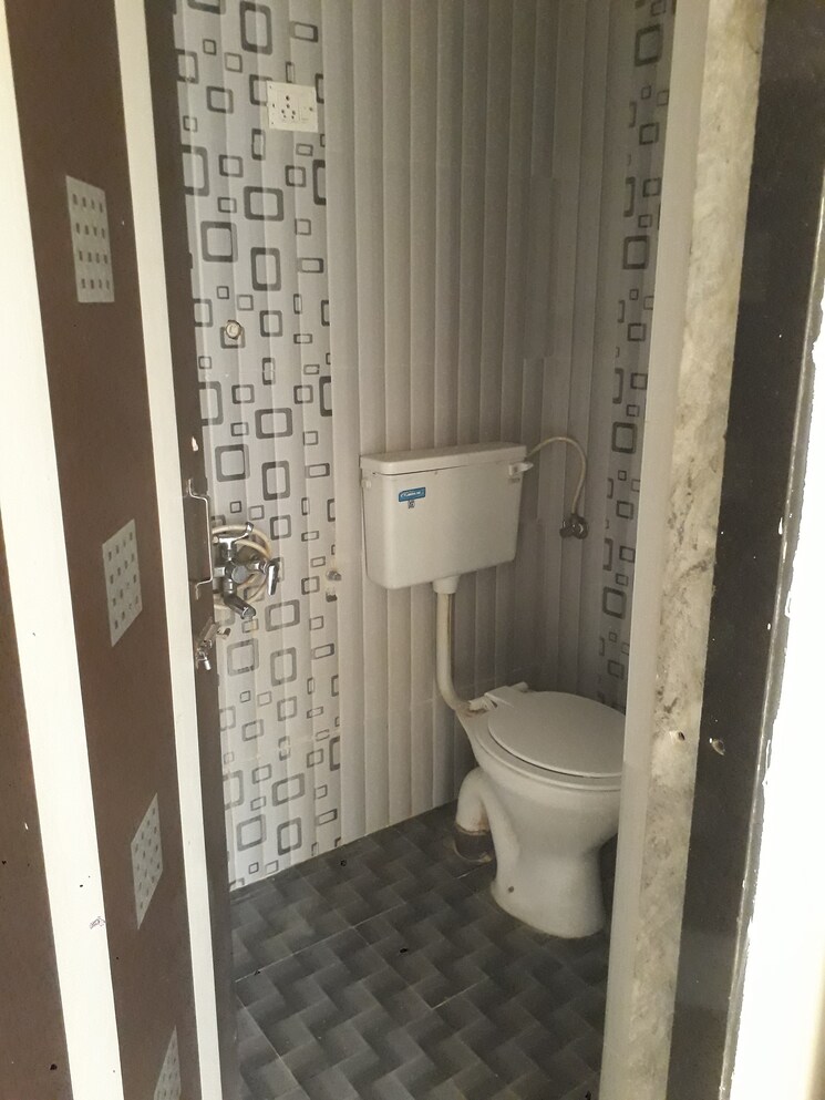 Attached Bathroom, parshwa-heights 1 Bedroom 370 Sq.Ft. Apartment In Virar West Palghar 8015950