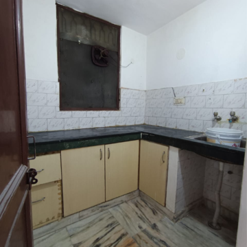 Kitchen in 2 BHK Builder Floor at Malviya Nagar – for Rent