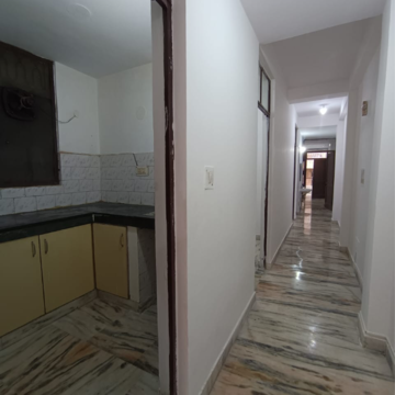 Building Lobby in 2 BHK Builder Floor at Malviya Nagar – for Rent
