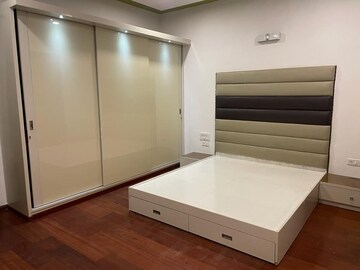 Room in 3 BHK Villa at Sterling Villa Grande, Whitefield – for Sale