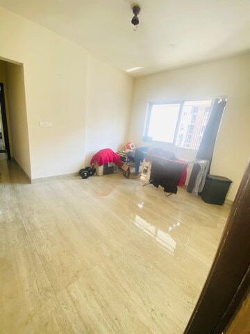 Master Bedroom in 2 BHK Apartment at Lodha Luxuria Priva, Majiwada – for Rent