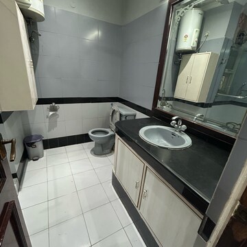 Attached Bathroom in 3 BHK Builder Floor at South Extension I – for Sale