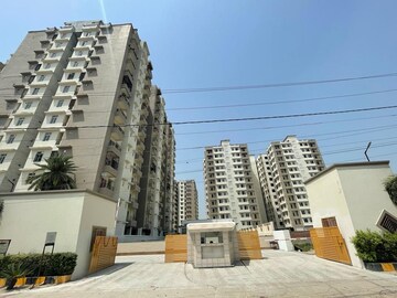 2 BHK Apartment – Exterior View View at Shri Balaji BCC Greens, Deva Road - for Rent