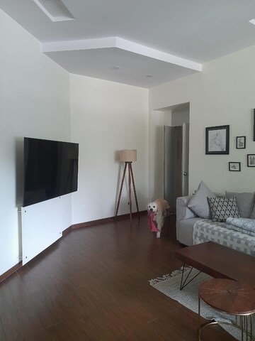 Living Room in 4 BHK Apartment at Venus Apartments Cuffe Parade, Cuffe Parade – for Rent
