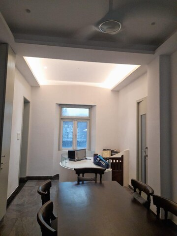 Team Area in 4 BHK Apartment at Venus Apartments Cuffe Parade, Cuffe Parade – for Rent