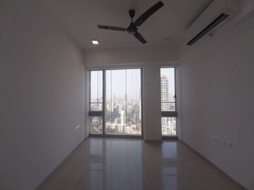 Room in 3 BHK Apartment at Lodha Kiara, Worli – for Rent