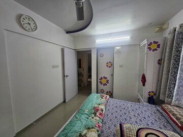 Master Bedroom in 2 BHK Apartment at Ira Apartment Bhusari Colony, Kothrud – for Sale