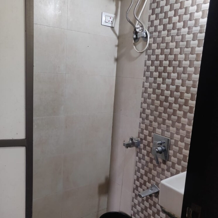 Bathroom, bhoomi-acres 1 Bedroom 300 Sq.Ft. Apartment In Hiranandani Estate Thane 8016056
