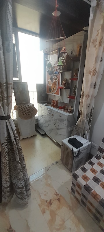 Master Bedroom in 4 BHK Apartment at ACE Platinum, Zeta I Greater Noida – for Sale