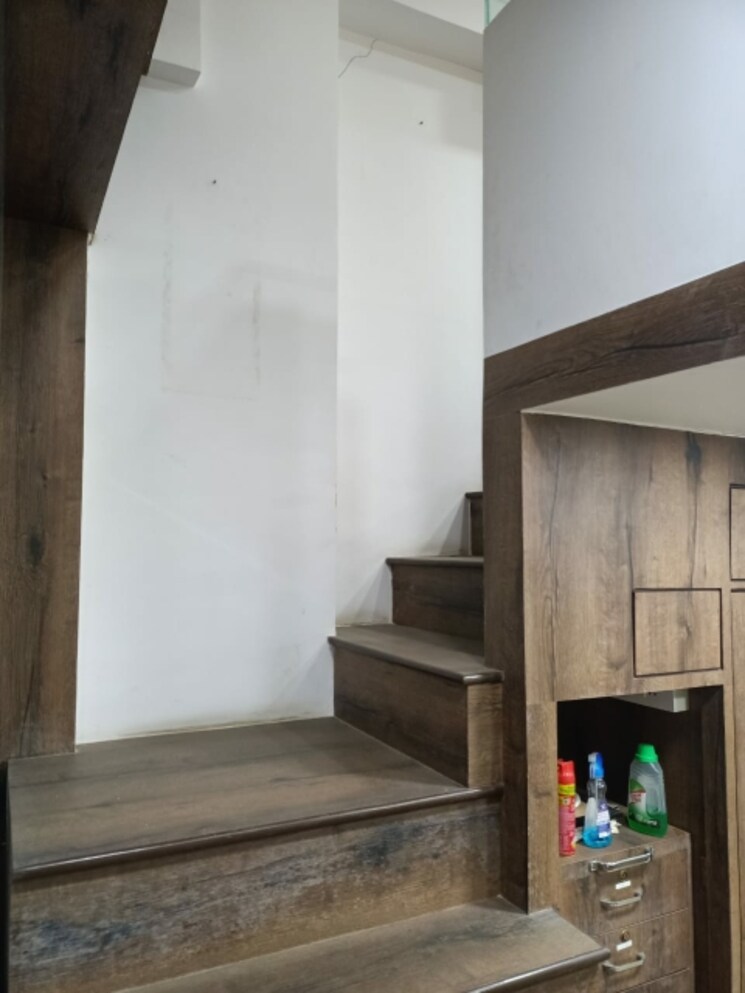 undefined, krishna-tower-kapurbawdi Commercial Office Space in IT/SEZ 300 Sq.Ft. In Kapur Bawdi Thane 8016092