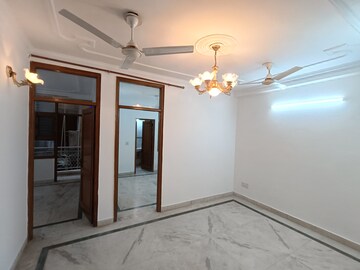 Master Bedroom in 2 BHK Builder Floor at Malviya Nagar – for Rent