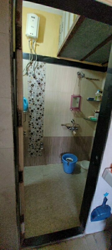 Bathroom in 1 BHK Apartment at Sapphire Lakeside, Powai – for Rent