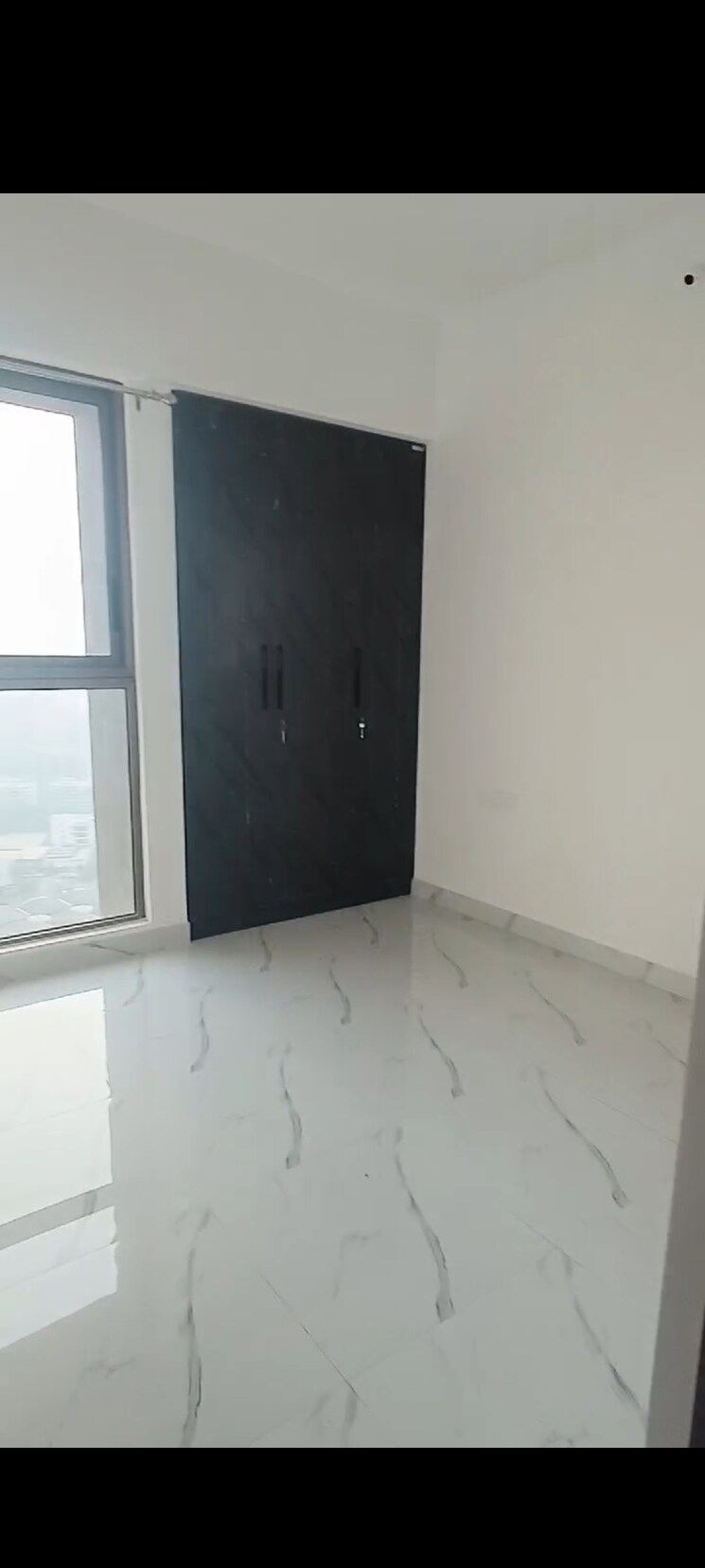 Room, raymond-park-avenue 2 Bedroom 670 Sq.Ft. Apartment In Pokhran Road No One Thane 8016098