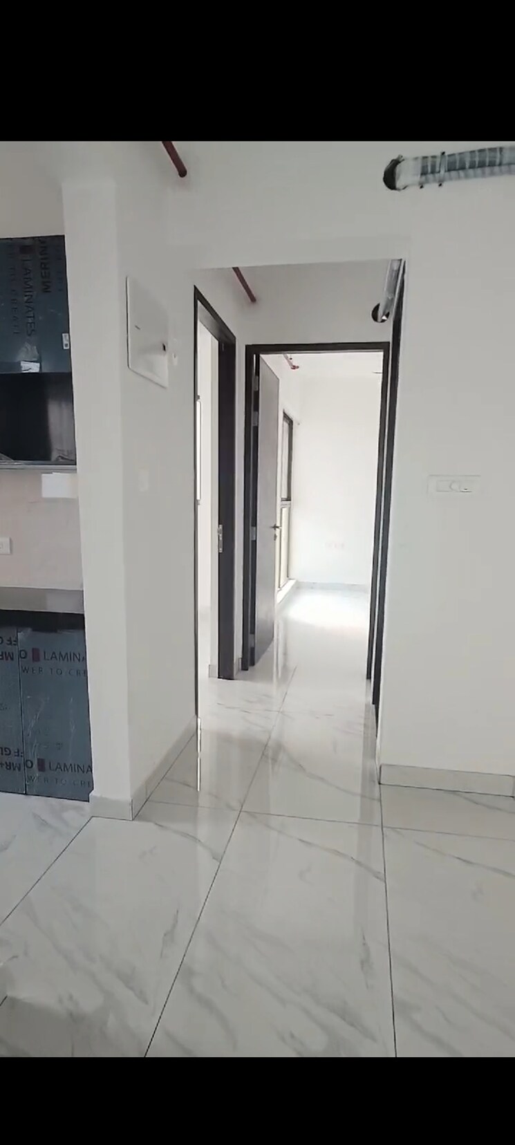 undefined, raymond-park-avenue 2 Bedroom 670 Sq.Ft. Apartment In Pokhran Road No One Thane 8016098