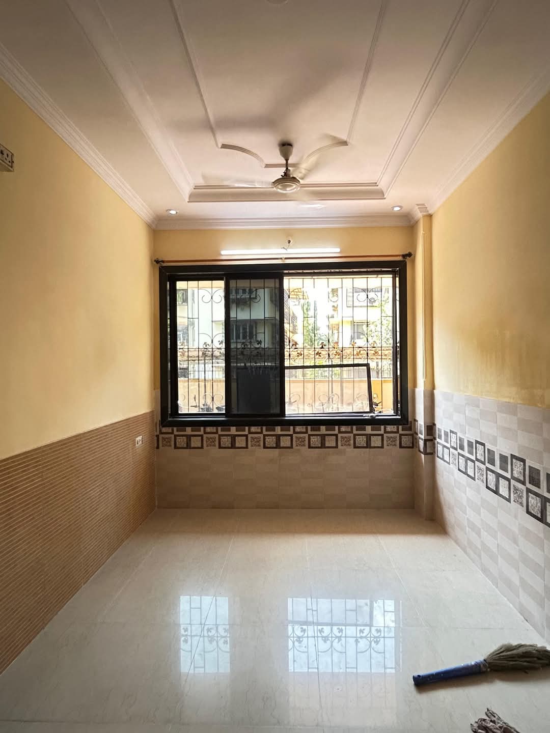 1 BHK 665 Sq.Ft. Apartment in Agarwal And Doshi Complex