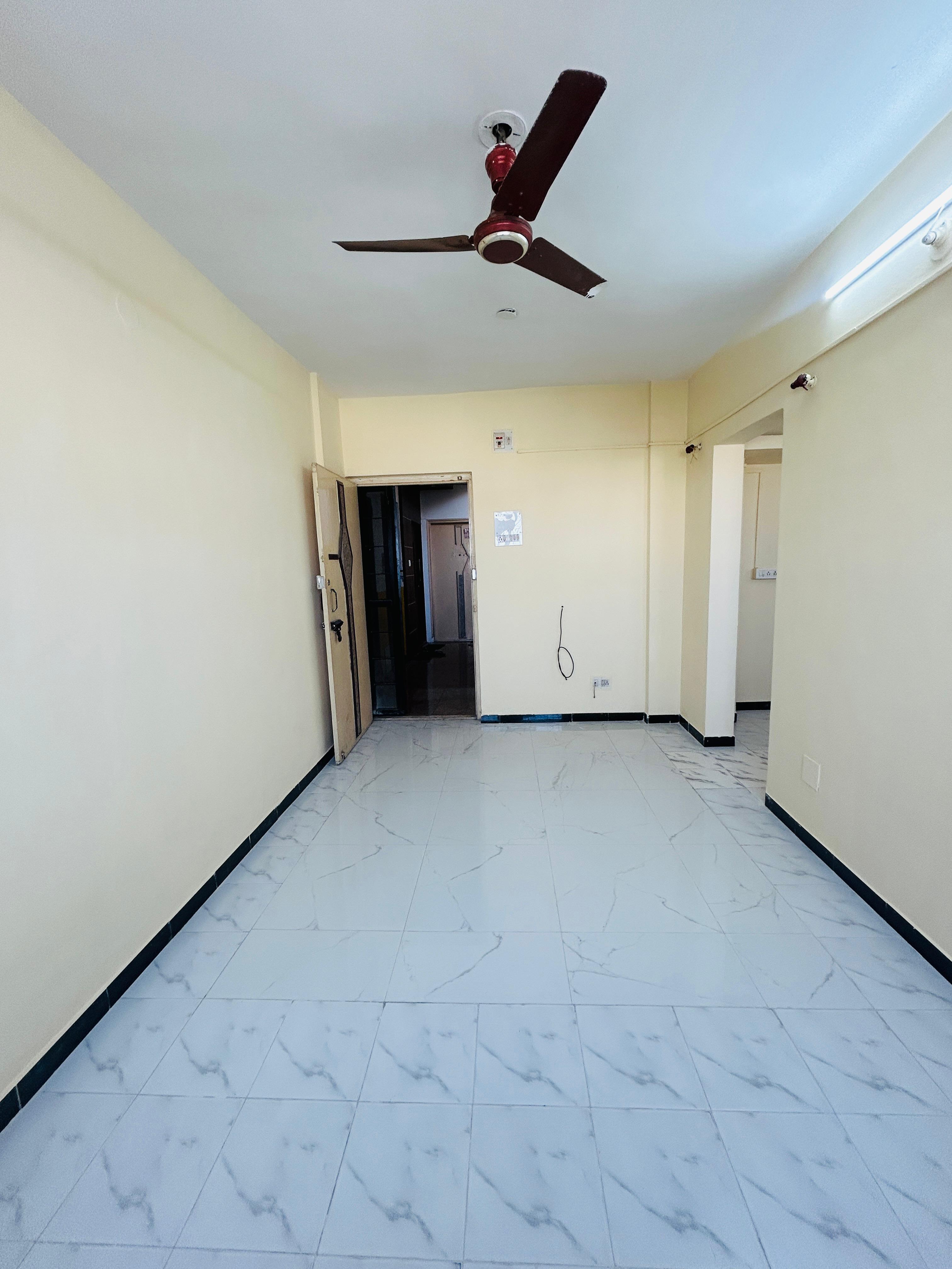 1 BHK 500 Sq.Ft. Apartment in Sunshree C2