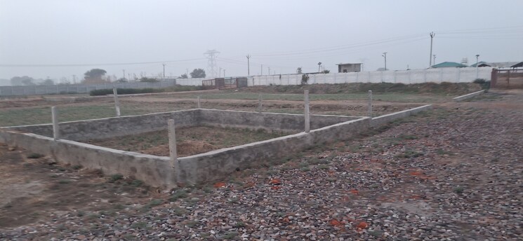 undefined, upsidc site b  101 Sq.Yd. Plot In Upsidc Site B Greater Noida 8016111