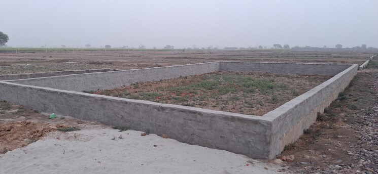 undefined, upsidc site b  75 Sq.Yd. Plot In Upsidc Site B Greater Noida 8016112