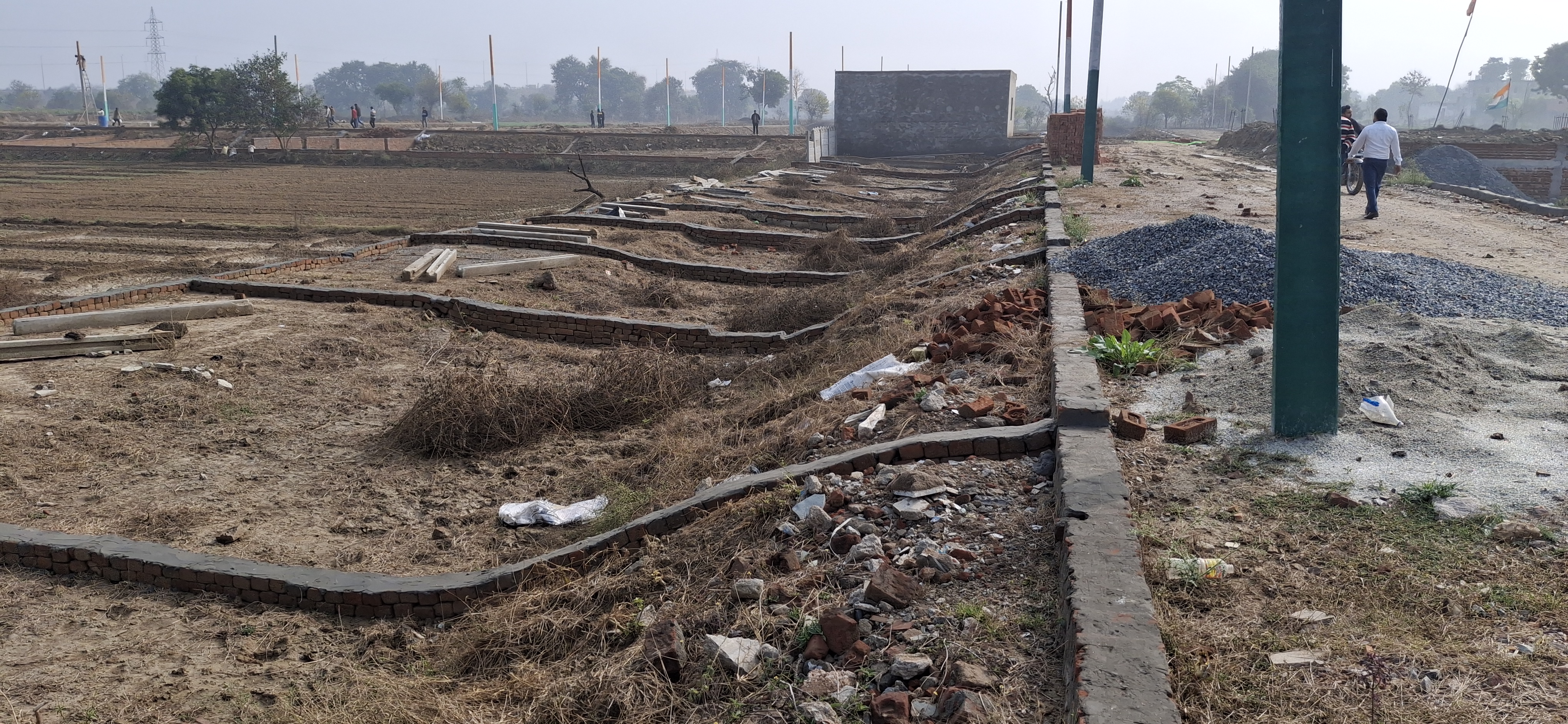 Plot For Sale in Mk Property 