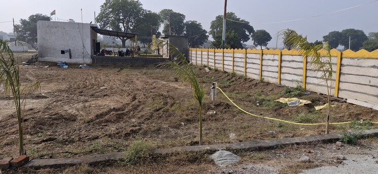 undefined, dhoom manikpur  50 Sq.Yd. Plot In Dhoom Manikpur Greater Noida 8016116