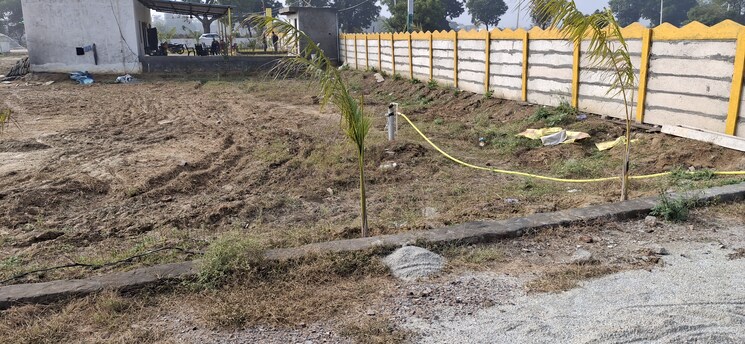 undefined, dhoom manikpur  50 Sq.Yd. Plot In Dhoom Manikpur Greater Noida 8016116