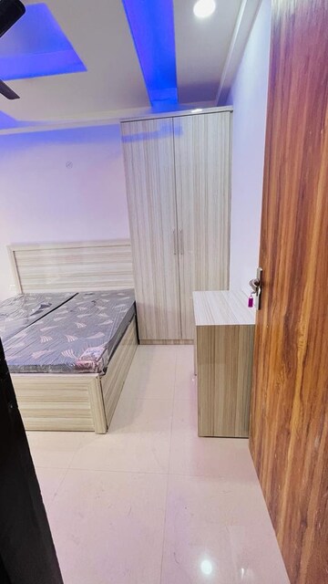 Bedroom in 1 RK Builder Floor at Unitech Rakshak, Sector 41 – for Rent