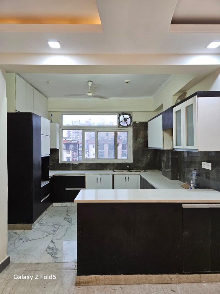Kitchen, amrapali-zodiac 4 Bedroom 2300 Sq.Ft. Penthouse In Sector 120 Noida 8016123