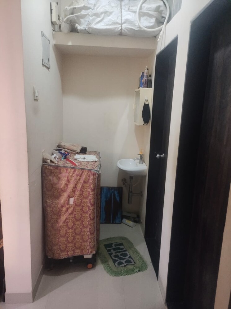 Bathroom, vardhaman-park 1 Bedroom 663 Sq.Ft. Apartment In Shahad Thane 8016149