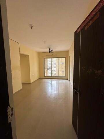 Room in 1.5 BHK Apartment at Laxmi Avenue D Global City Ph-1, Virar West – for Sale