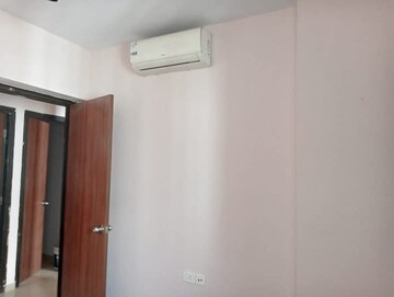Room in 2 BHK Apartment at Lodha Palava City Lakeshore Greens, Dombivli East – for Rent