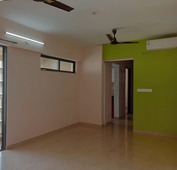 Room in 2 BHK Apartment at Lodha Palava City Lakeshore Greens, Dombivli East – for Rent