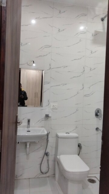 Bathroom in 2 BHK Builder Floor at Sector 15i – for Rent