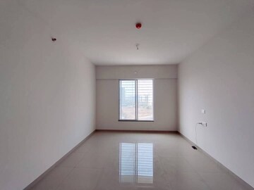 Room in 1 BHK Apartment at Yashwin Orizzonte, Kharadi – for Sale