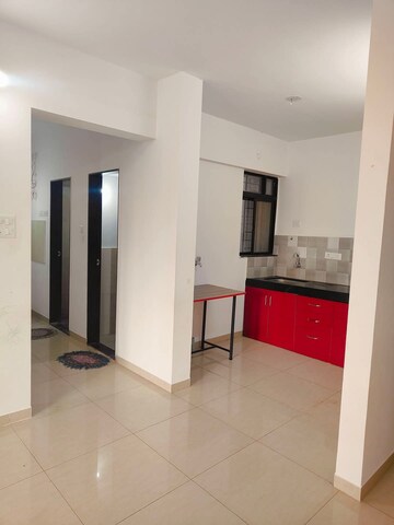 Room in 1 BHK Apartment at Panchshil Eon Free Zone, Kharadi – for Sale