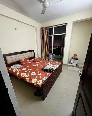 Bedroom in 1 BHK Independent House at Aliganj – for Rent