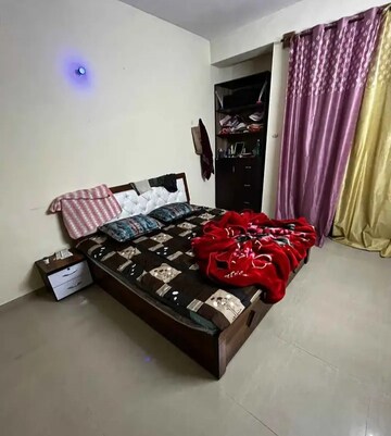 Bedroom in 1 BHK Independent House at Aliganj – for Rent