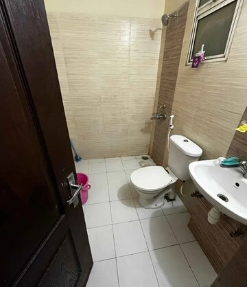 Bathroom in 1 BHK Independent House at Aliganj – for Rent