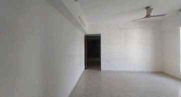 Room in 1 BHK Apartment at Lodha Amara, Kolshet Road – for Rent