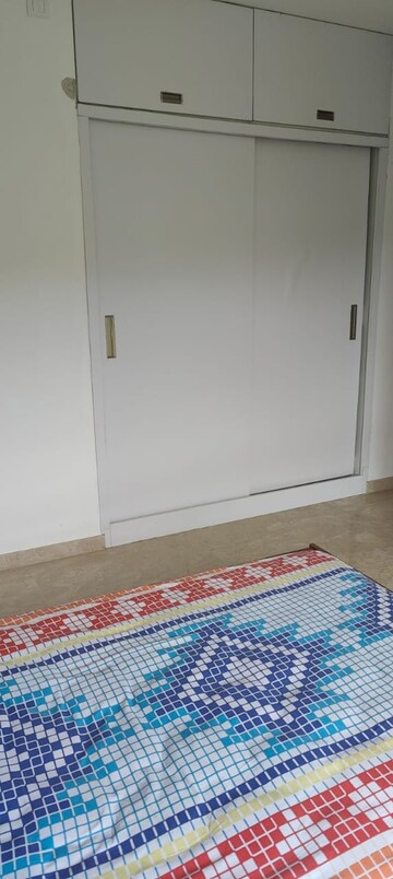 Room in 2 BHK Apartment at Castle Rock, Powai – for Rent