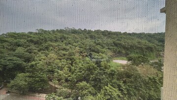 Master Bedroom in 2 BHK Apartment at Castle Rock, Powai – for Rent