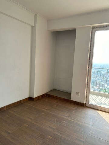 Room in 2 BHK Apartment at AFOWO Raksha Addela, Sector 16c Greater Noida – for Rent
