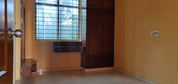 Room in 2 BHK Apartment at Ejipura – for Rent