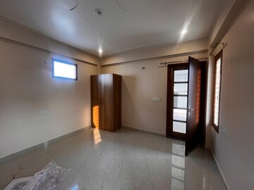 Room in 1 RK Independent House at Gomti Nagar – for Rent