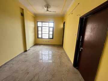 Room in 1 BHK Independent House at Gomti Nagar – for Rent