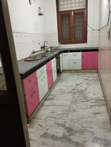 1.5 BHK Villa For Rent in RWA Apartments Sector 122, Sector 122