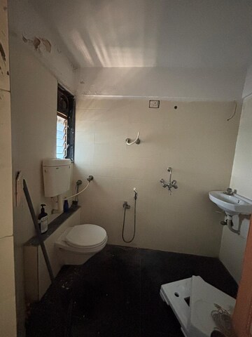 Bathroom in 4 BHK Apartment at Sai Vihar CHS Belapur, Cbd Belapur Sector 15 – for Rent