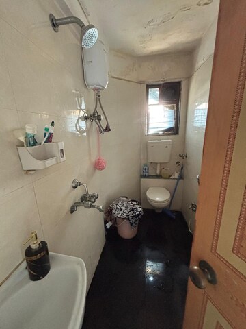 Bathroom in 4 BHK Apartment at Sai Vihar CHS Belapur, Cbd Belapur Sector 15 – for Rent