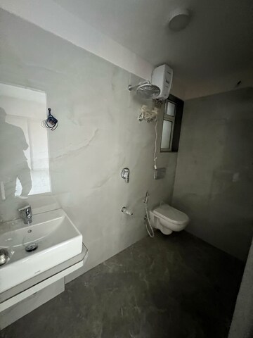 Bathroom in 1.5 BHK Apartment at Vision Heights, Khan Estate – for Sale