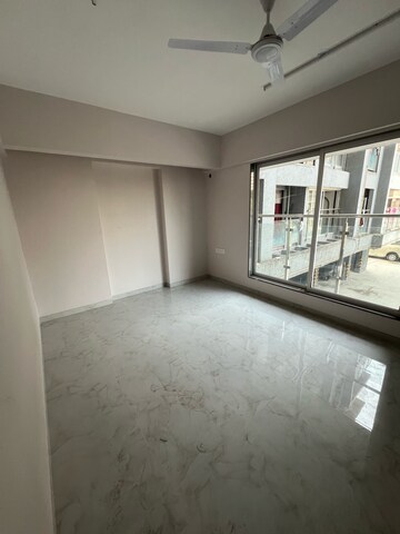Room in 1.5 BHK Apartment at Vision Heights, Khan Estate – for Sale